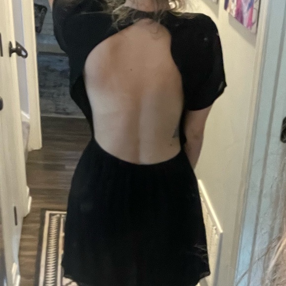 Reformation Open Back Black Button Down Mini - Picture 2 of 5